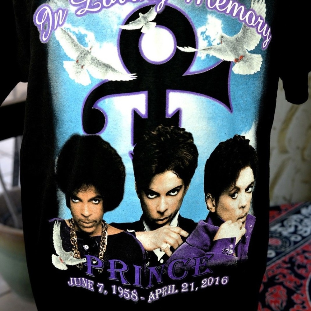 Prince In Loving Memory Tribute L RIP Purple Rain - Picture 2 of 3